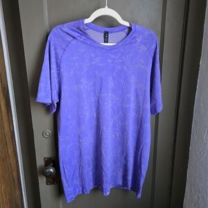lululemon athletica Lavender Short Sleeve Tee